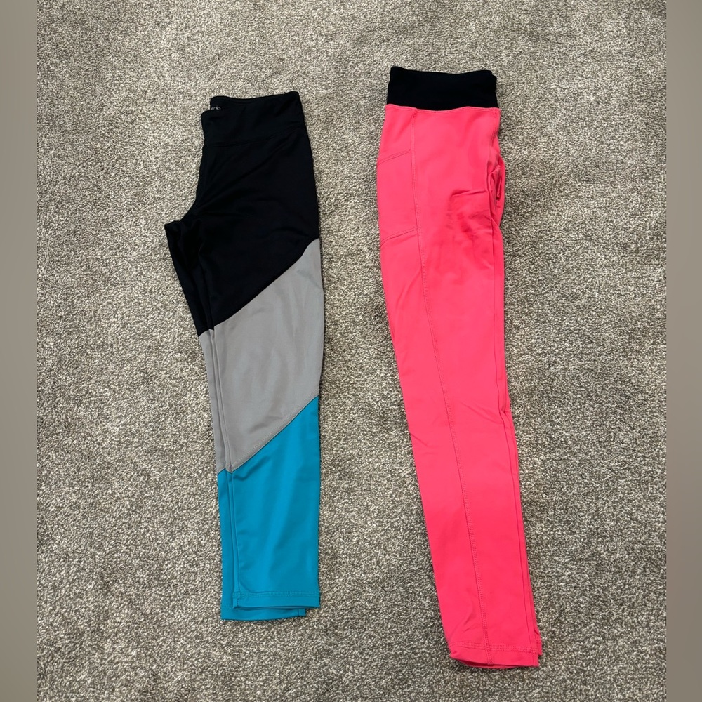 Pair of 2 Colorblock Leggings Size Small